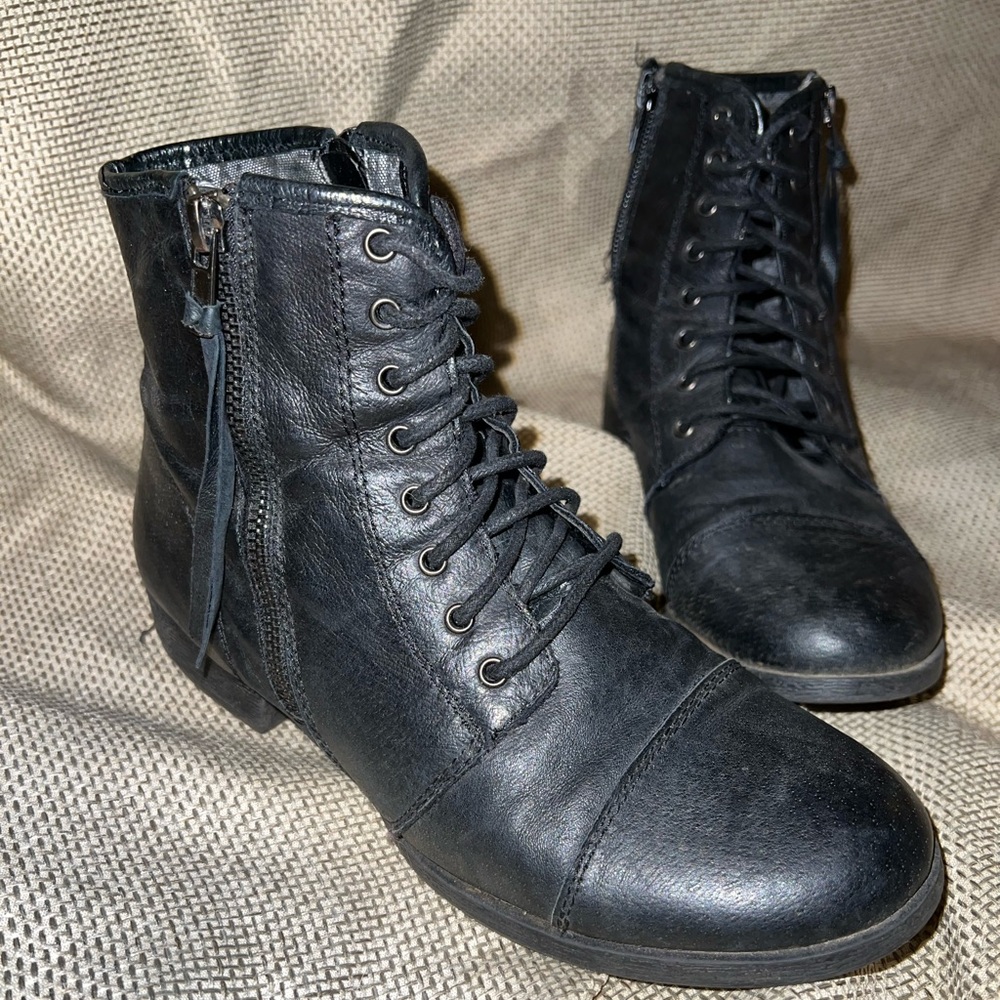 Black Steve Madden Combat boots